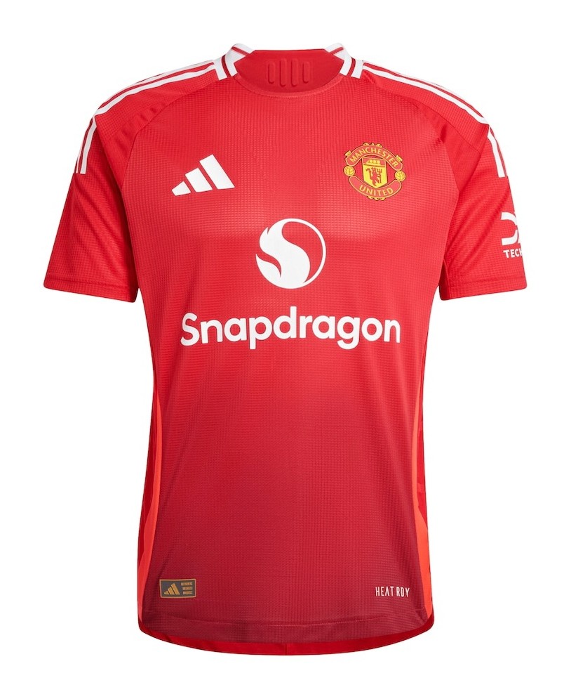 Manchester United 24/25 home kit