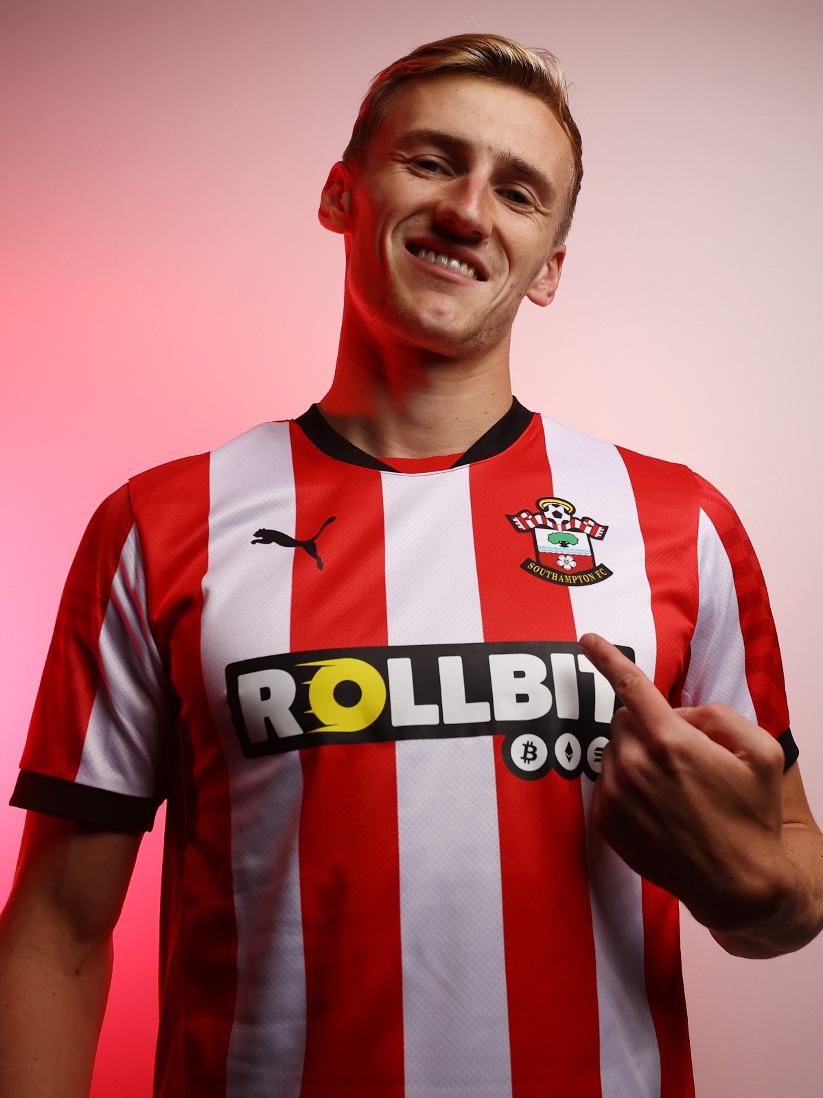 Southampton 24/25 home kit